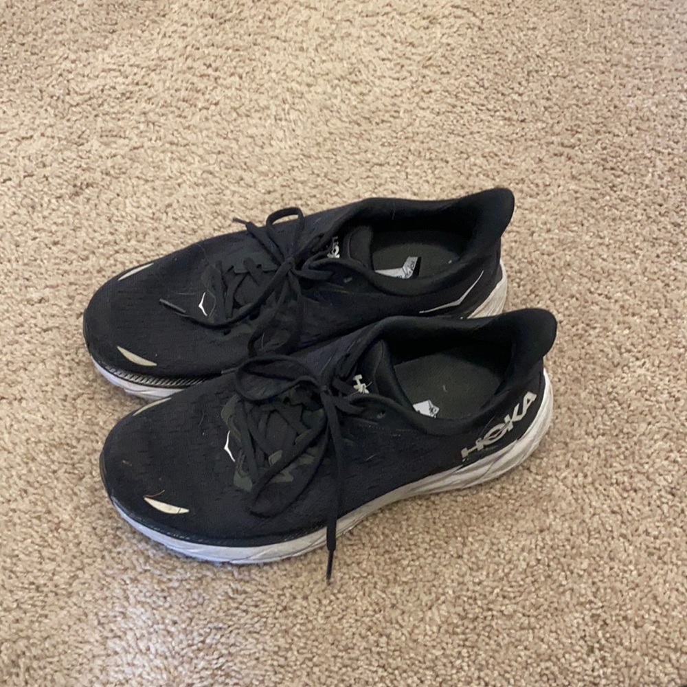 HOKA Sneakers